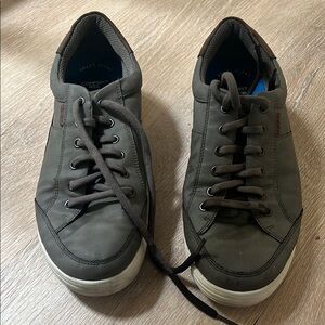 Men's Gray Casual Sneakers